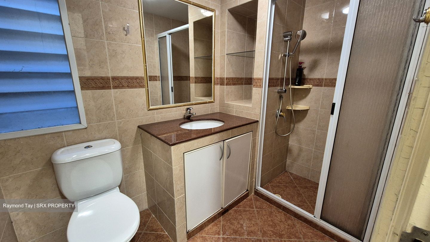 Crystal Court (D10), Apartment #462898811